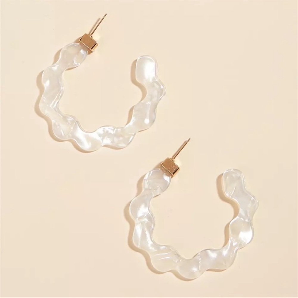New Women’s Earrings